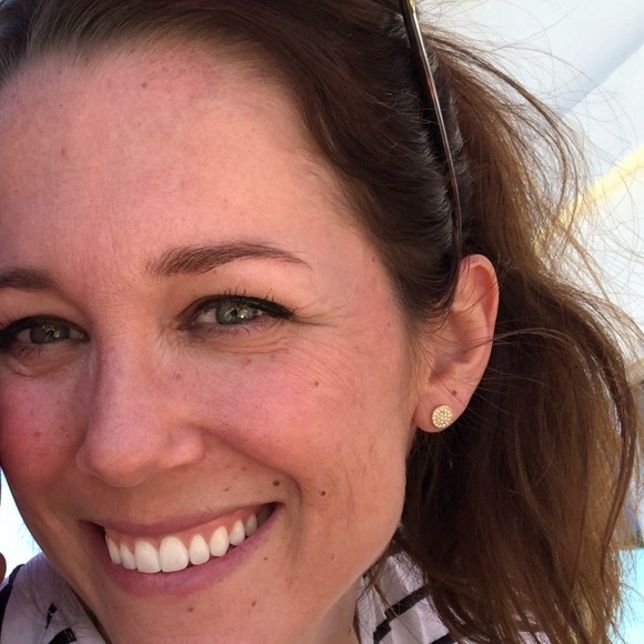 Meet your Posher, Jess - Picture 1 of 1